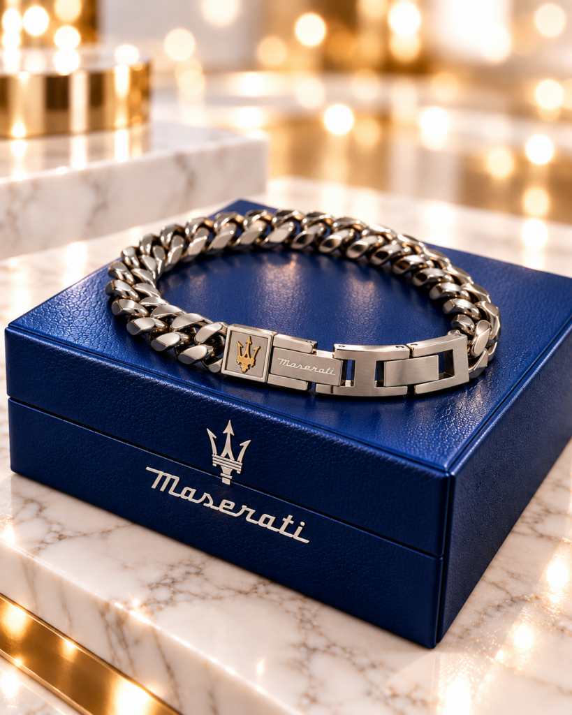 Bracciale Maserati in acciaio con maglia grumetta e chiusura-logata